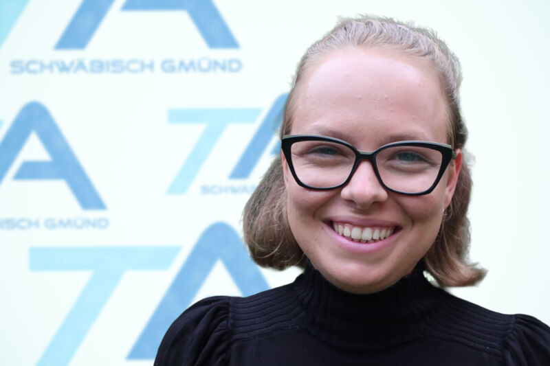 Mia Hartenstein - Dozentin